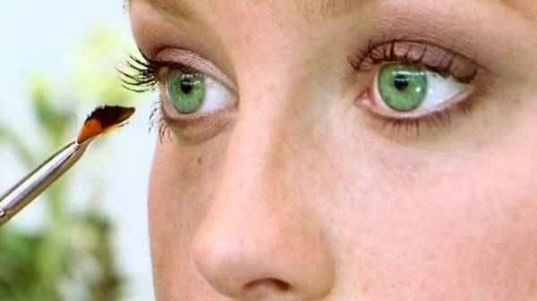 Весенний макияж для серо зеленых глаз