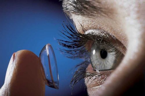 Неправильное пользование контактными линзами – причина миллионов случаев глазных инфекций