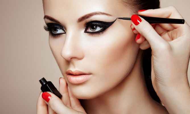 Как научиться макияжу глаз