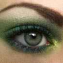 Макияж тенями для серых глаз зелеными тенями
