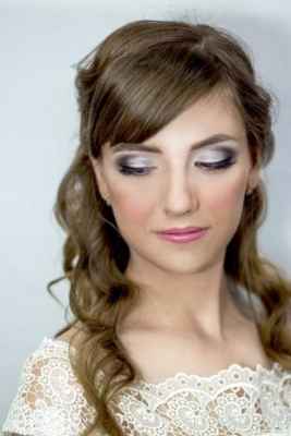 Свадебный макияж для русых волос и серых глаз
