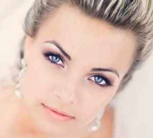 Нежный свадебный макияж для голубых глаз для блондинок