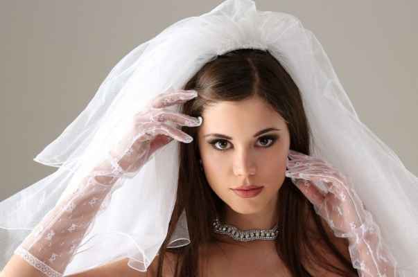 Макияж на свадьбу для невесты с голубыми глазами фото