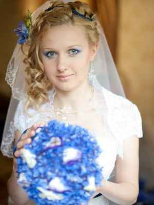 Макияж на свадьбу для невесты с голубыми глазами фото